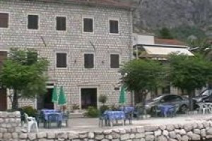 Pansion Pana Kotor Image