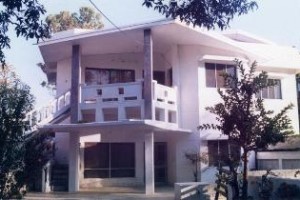 Paradise Homestay Bed and Breakfast Dehradun Image