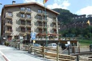 Parador Canaro voted  best hotel in Incles