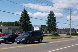 Park Plaza Motel Image