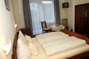 Pension Am Parkhotel Image
