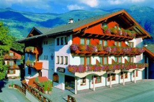 Pension Central mit Landhaus Central Fugen voted 6th best hotel in Fugen