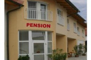Pension Rotweingut & Obstedelbrande Familie Schlogl Image