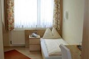 Pension Zlami Holzer Klagenfurt am Worthersee Image