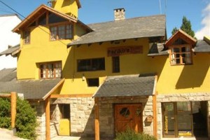 Periko´s Youth Hostel Image