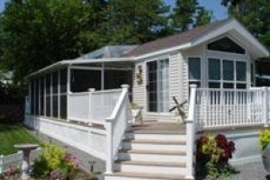 Peters Pond RV Resort Image