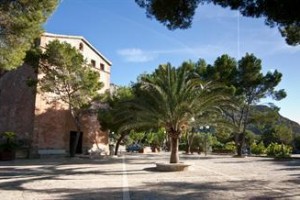 Petit Hotel Hostatgeria La Victoria Image