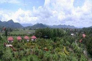Phawana Garden voted  best hotel in Mae Tha 