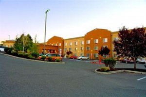 Phoenix Inn - Bend voted 8th best hotel in Bend