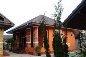 Phuaroon Guesthouse and Resort Image