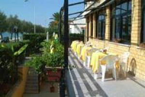 Piccolo Hotel Terracina Image