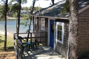 Pilgrim Village Cottages Image