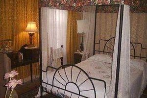 Pimblett's Downtown Bed & Breakfast Toronto Image