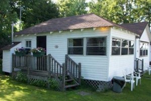 Plank Road Cottages & Marina Image