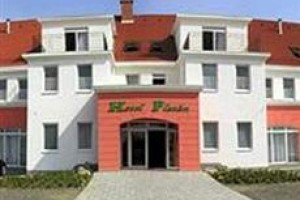 Platan Hotel Debrecen Image