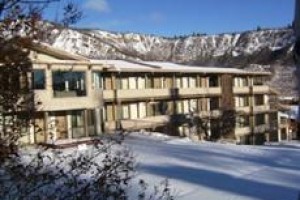 Pokolodi Lodge voted 10th best hotel in Snowmass Village