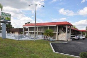 Polynesian Inn Saint Cloud Image