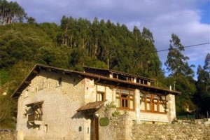 Posada El Salin voted 8th best hotel in Val de San Vicente