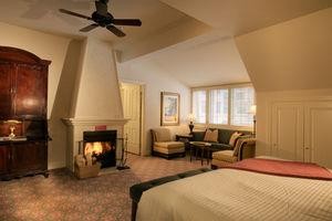 Poste Montane Lodge Beaver Creek Image