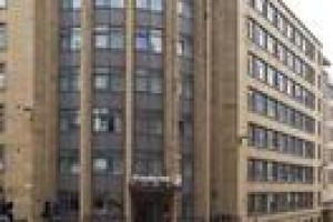 Premier Inn George Square Glasgow Image