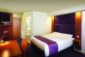 Premier Inn Chesterfield North Image