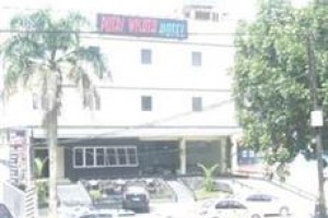 Putri Wisata Hotel Image