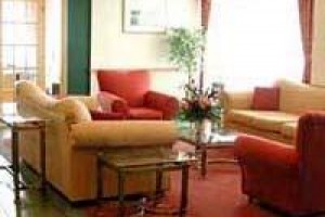 Quality Hotel & Suites Airport East Image