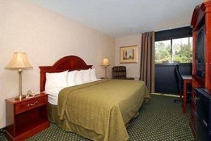 Quality Inn Rochester Airport Image