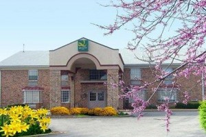 Quality Inn Airport St. Louis Image
