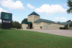 Quality Inn Heber Springs Image