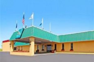 Quality Inn Huntingburg voted  best hotel in Huntingburg