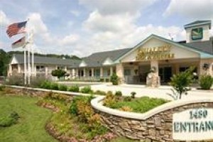 Quality Inn & Suites Biltmore East Image