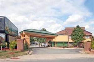 Quality Inn & Suites Coliseum Image