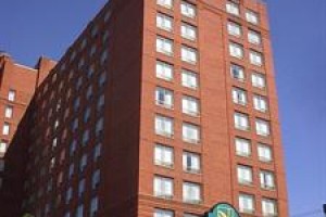 Quality Suites Toronto Airport Image
