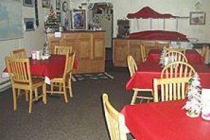 Quartz Mountain Inn voted  best hotel in Negaunee