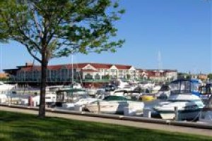 Radisson Hotel Racine Harbourwalk voted 2nd best hotel in Racine