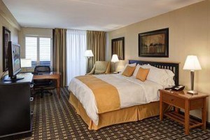Radisson Hotel Milwaukee West voted 2nd best hotel in Wauwatosa