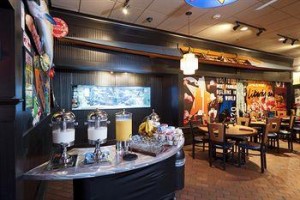 Radisson Hotel & Suites Austin-Town Lake Image