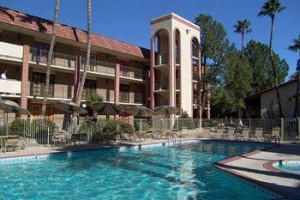 Radisson Suites Hotel Tucson Airport Image