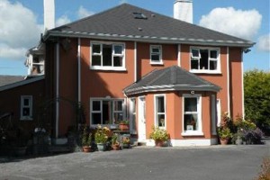 Railway View House Image