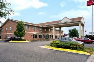 Ramada City Centre Image