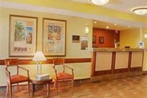 Ramada Florida City Image