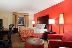 Ramada Lansing Hotel And Conference Center Image