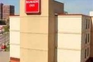 Ramada Inn Downtown Minneapolis Image