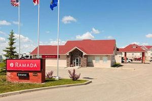 Ramada Edmonton International Airport voted 3rd best hotel in LeDuc