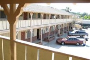 Rancho Tee Motel Image
