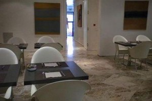 Rechigi Hotel Image