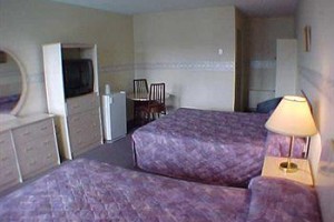 Red Carpet Inn & Suites Fallsway Image