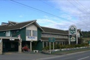 Red Coach Inn voted 3rd best hotel in 100 Mile House