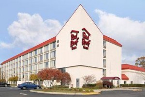 Red Roof Inn Boston Woburn Image